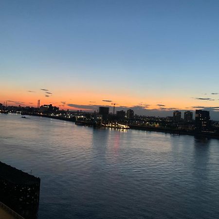 Luxury Riverside Apt With Easy Access To Central London, O2, Excel Centre And Parking Eksteriør billede