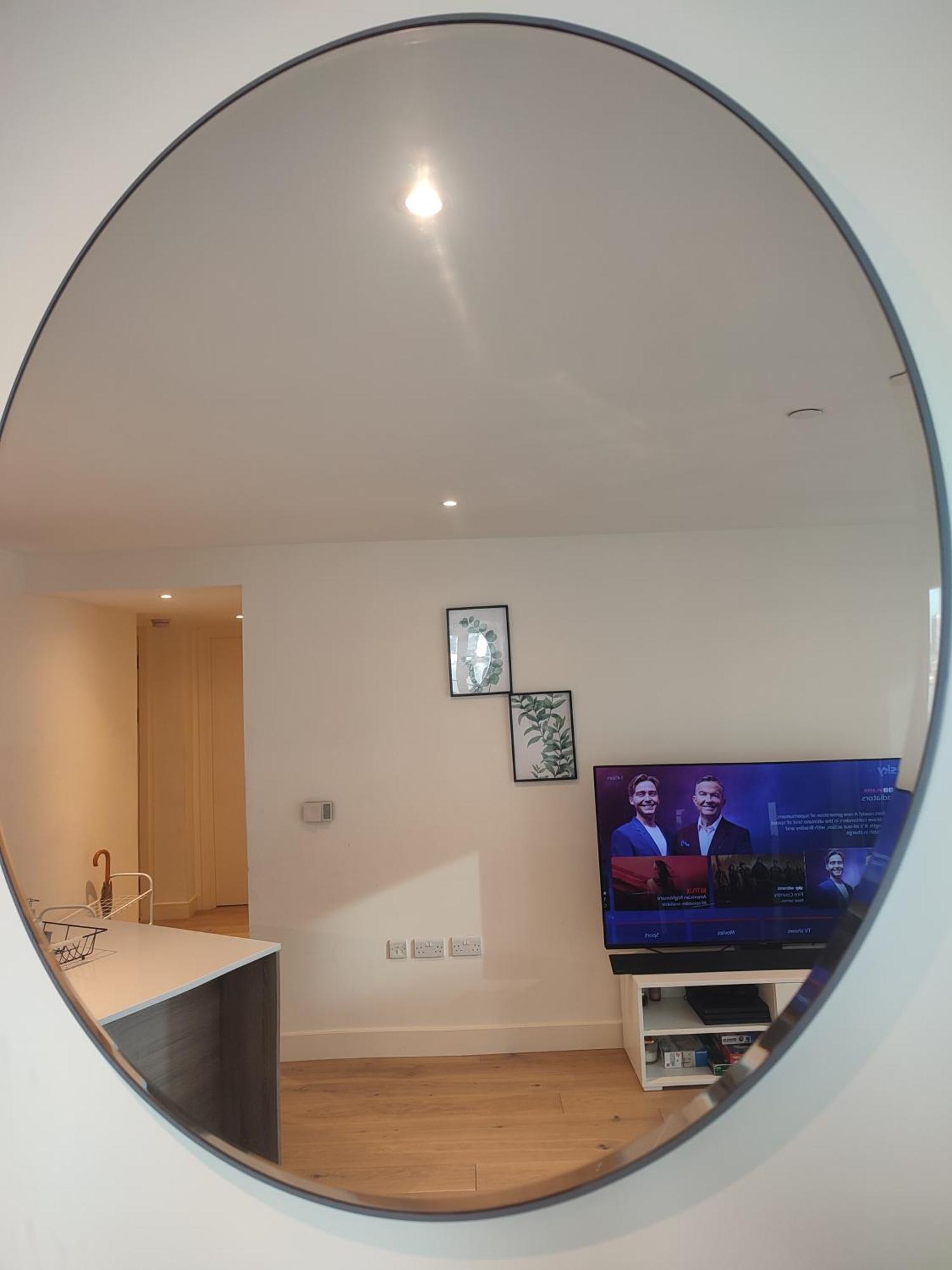 Luxury Riverside Apt With Easy Access To Central London, O2, Excel Centre And Parking Eksteriør billede