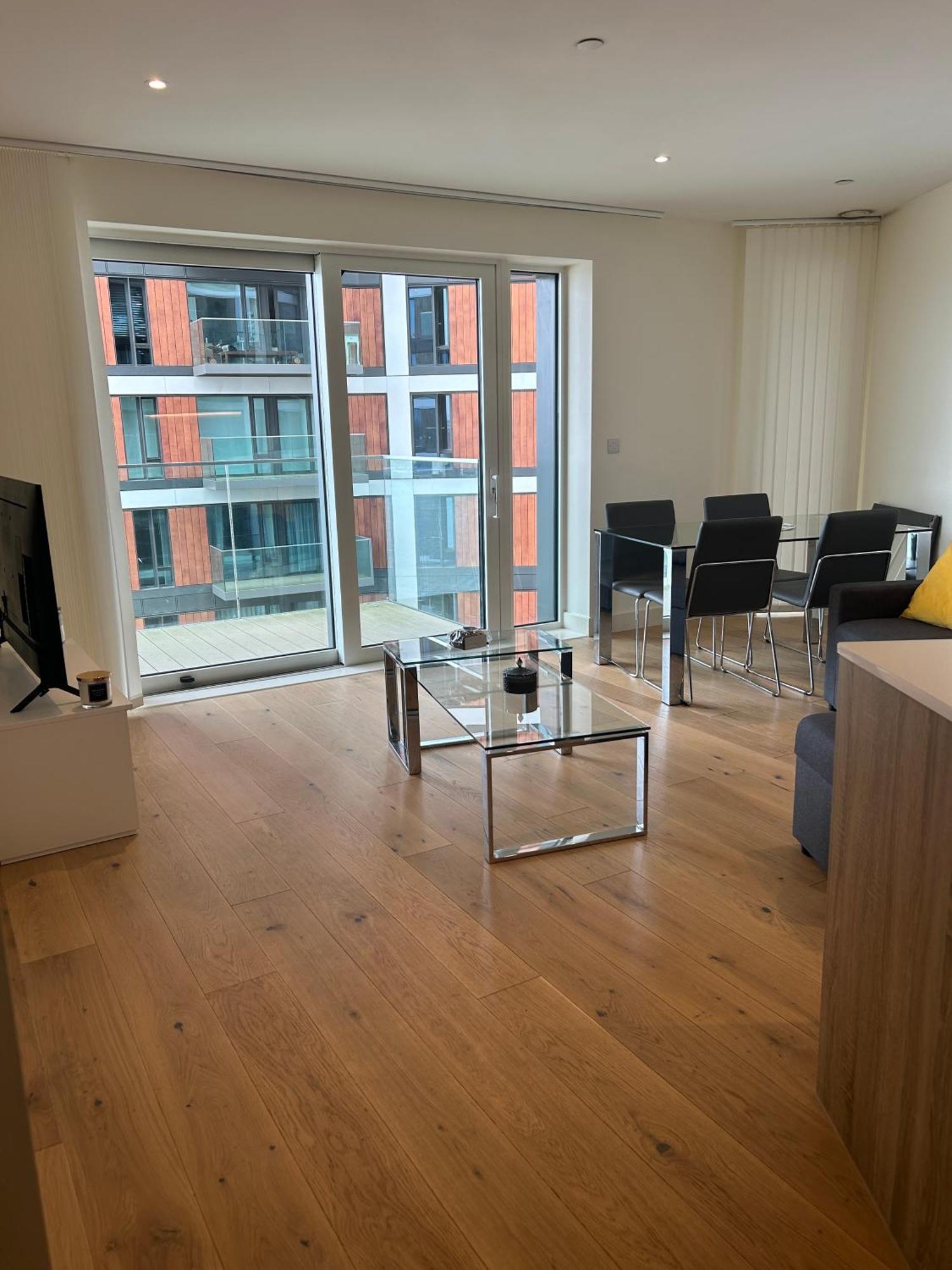 Luxury Riverside Apt With Easy Access To Central London, O2, Excel Centre And Parking Eksteriør billede